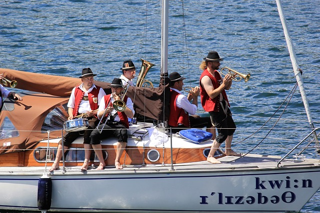 詹姆斯的团 詹姆斯的团